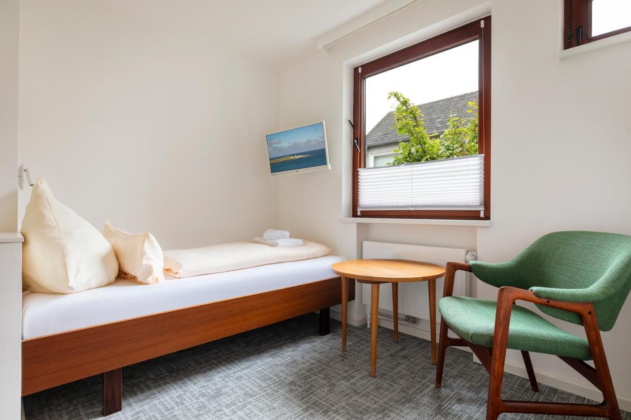 Haus Rooad Weeter Hotel Heligoland Exterior photo