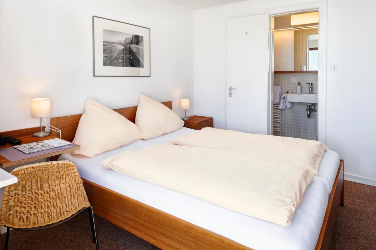 Haus Rooad Weeter Hotel Heligoland Exterior photo